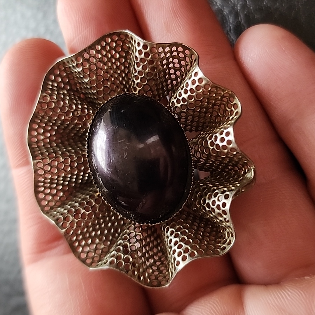 Vtg Brooch